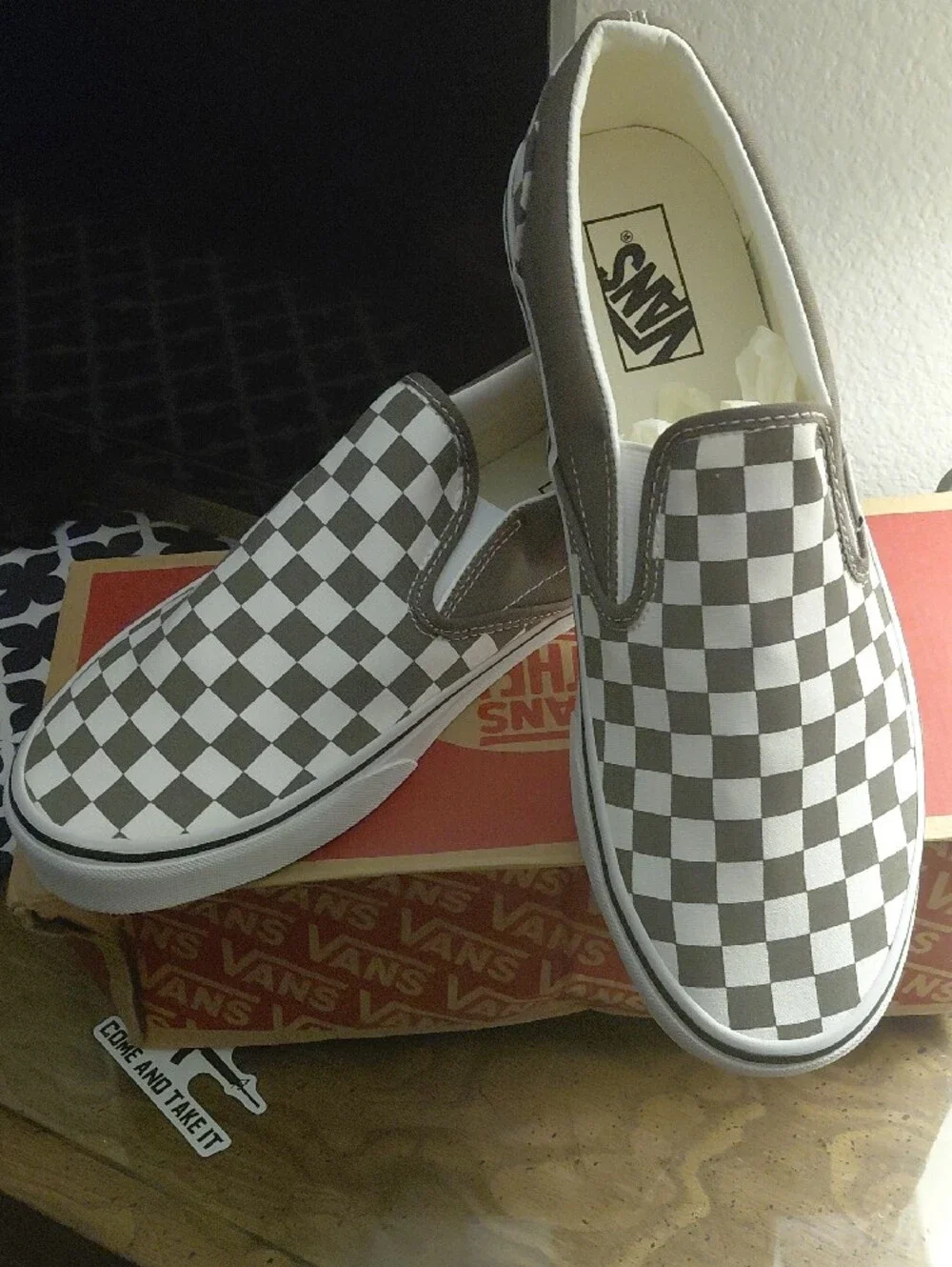 Brand New Men’s Vans Slip-On Checkerboard Sneakers — Gray/White
